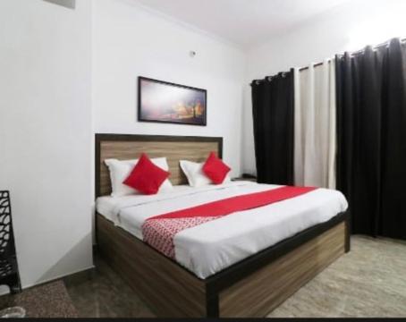 Hotel Surya Inn Új-Delhi Kültér fotó