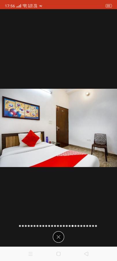 Hotel Surya Inn Új-Delhi Kültér fotó